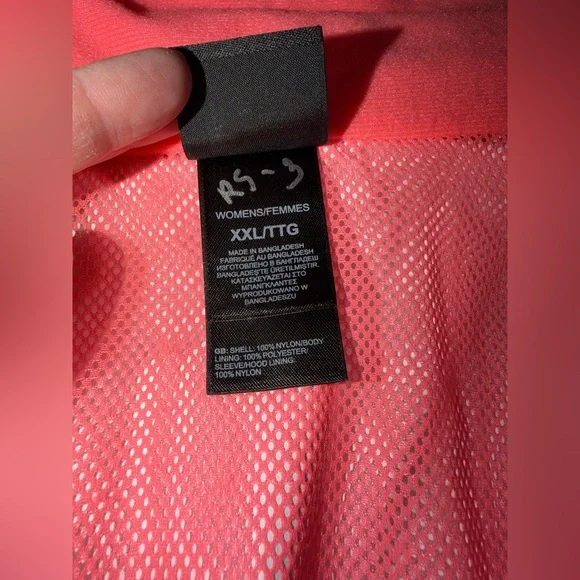 The North Face Women’s XXL Waterproof Windbreaker Jacket – Gray & Pink - Picture 5 of 11